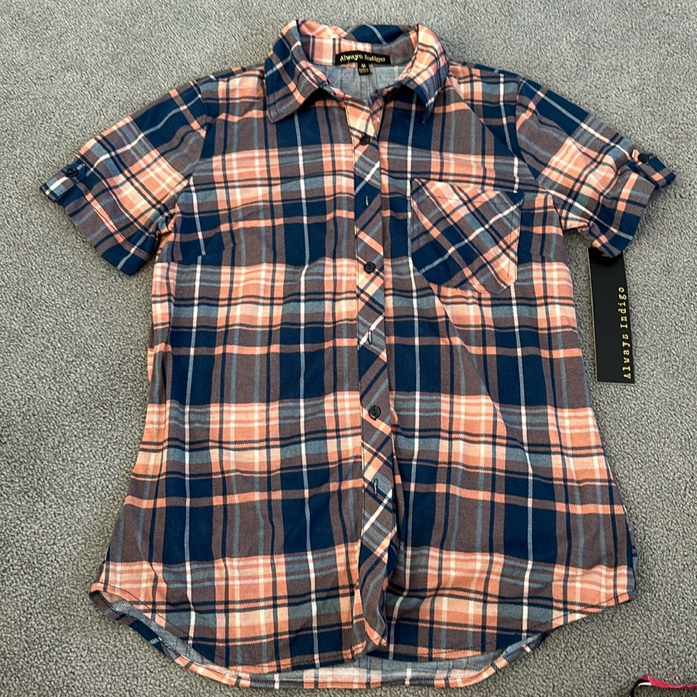 BNWT Plaid Button Down Top